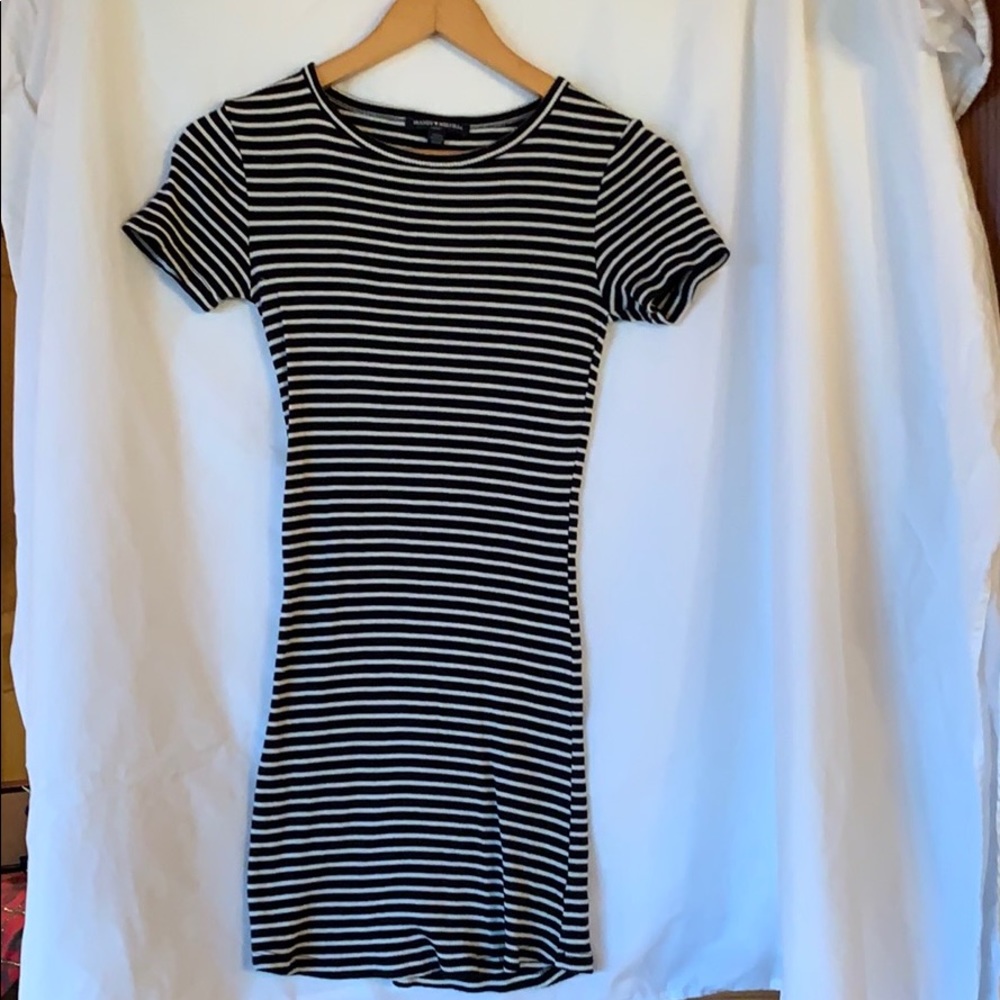 Brandy Melville T Shirt dress